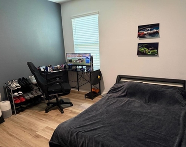 5268 Maddie Drive - Photo Thumbnail 11