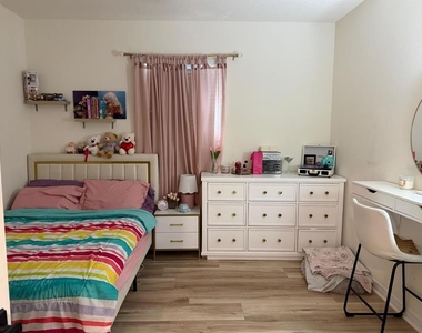 5268 Maddie Drive - Photo Thumbnail 18
