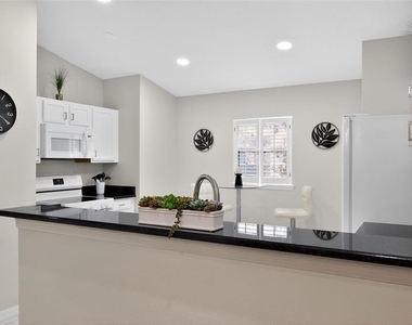 165 Scrub Jay Way - Photo Thumbnail 10
