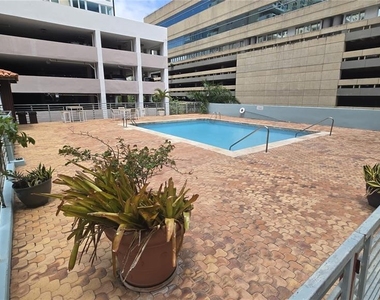 201 Arterial Hostos Avenue - Photo Thumbnail 15