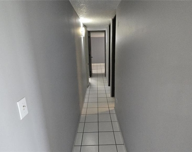 201 Arterial Hostos Avenue - Photo Thumbnail 5