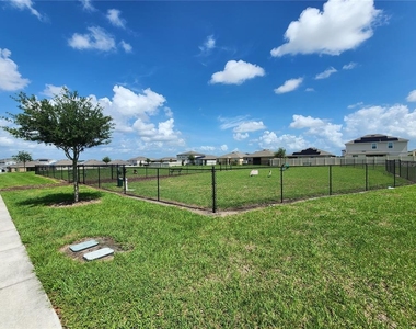 708 Griffon Avenue - Photo Thumbnail 33