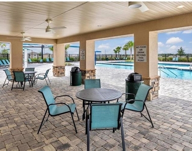 708 Griffon Avenue - Photo Thumbnail 27