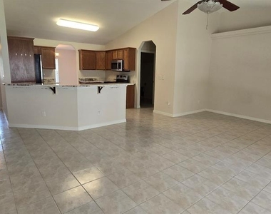 113 Teak Road - Photo Thumbnail 6