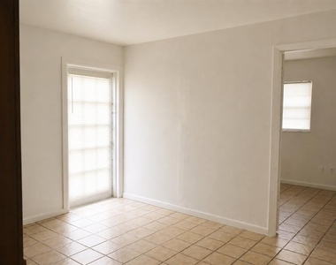 134 Beechwood Lane - Photo Thumbnail 6