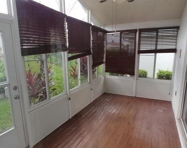 2028 Nw 50th Avenue - Photo Thumbnail 4