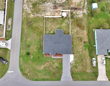 10648 Sw 38th Avenue - Photo Thumbnail 42