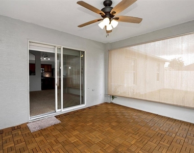 10648 Sw 38th Avenue - Photo Thumbnail 24