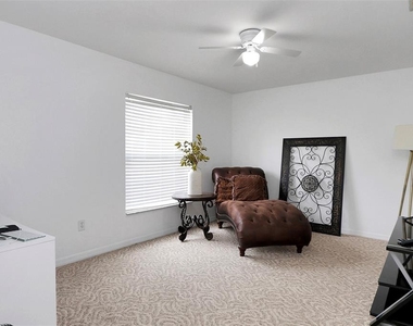 10648 Sw 38th Avenue - Photo Thumbnail 6