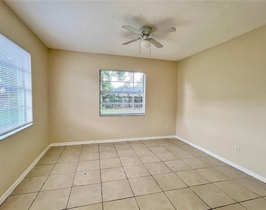 904 24th Street - Photo Thumbnail 8