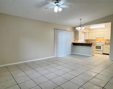 904 24th Street - Photo Thumbnail 4