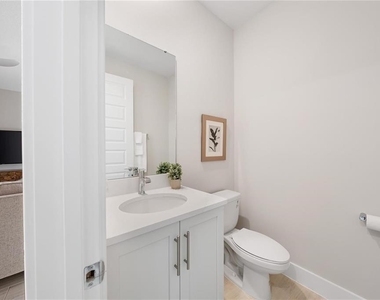 7834 Spectrum Drive - Photo Thumbnail 7