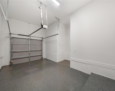 7834 Spectrum Drive - Photo Thumbnail 16