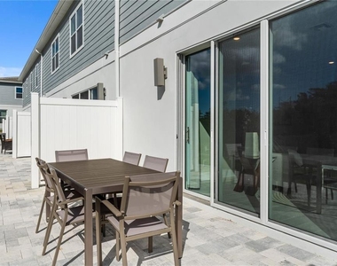 7834 Spectrum Drive - Photo Thumbnail 15