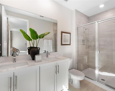 7834 Spectrum Drive - Photo Thumbnail 10