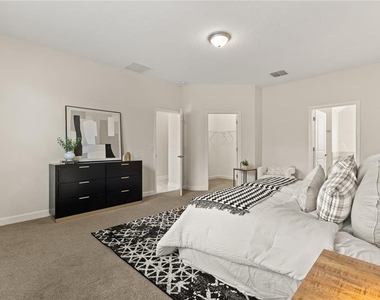 11839 Charades Street - Photo Thumbnail 18