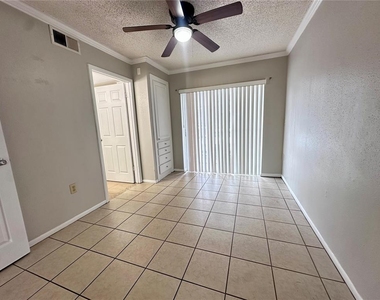 129 Blue Point Way - Photo Thumbnail 11