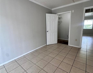129 Blue Point Way - Photo Thumbnail 9