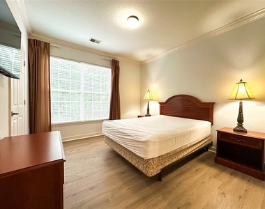 1351 Tuscan Terrace - Photo Thumbnail 15