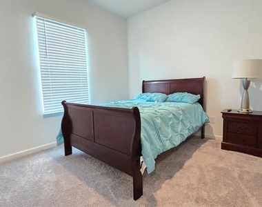 419 Conway Avenue - Photo Thumbnail 17