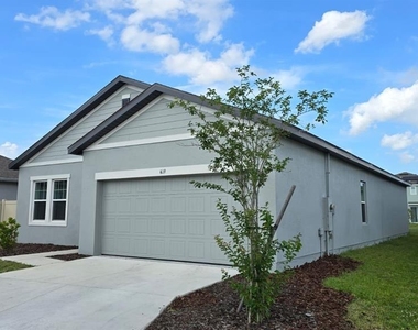 419 Conway Avenue - Photo Thumbnail 1
