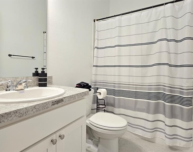 419 Conway Avenue - Photo Thumbnail 19