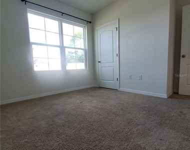 2965 E Slater Drive - Photo Thumbnail 12