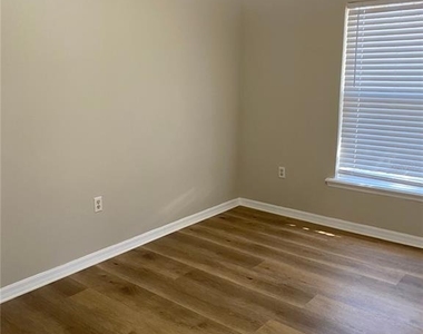 1830 2nd Street Nw - Photo Thumbnail 10