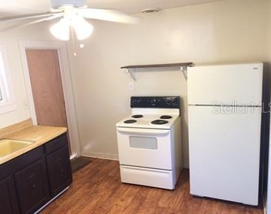 625 Holmes Avenue - Photo Thumbnail 2