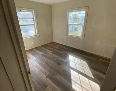 625 Holmes Avenue - Photo Thumbnail 15