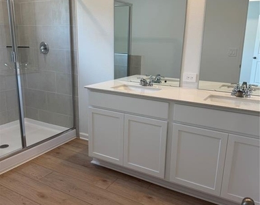 5176 Clay Whaley Road - Photo Thumbnail 13