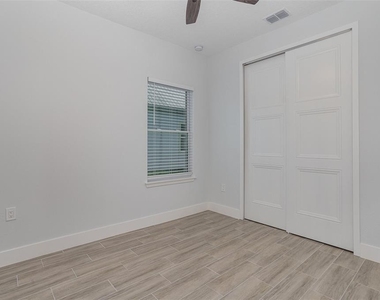 1108 Oregon Avenue - Photo Thumbnail 13