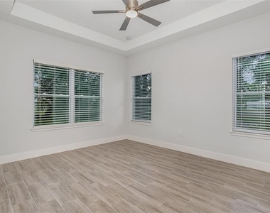 1108 Oregon Avenue - Photo Thumbnail 10