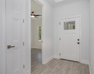 1108 Oregon Avenue - Photo Thumbnail 1