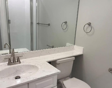 1119 S Pennsylvania Avenue - Photo Thumbnail 10