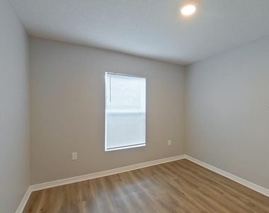 2907 W Camilo Drive - Photo Thumbnail 4