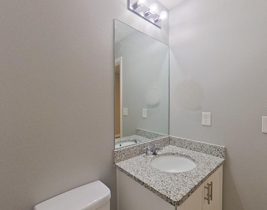 2907 W Camilo Drive - Photo Thumbnail 8