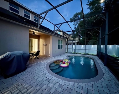 6811 Helmsley Circle - Photo Thumbnail 22