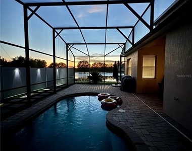 6811 Helmsley Circle - Photo Thumbnail 23