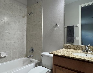 6811 Helmsley Circle - Photo Thumbnail 17