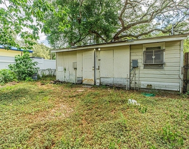 10704 N Annette Avenue - Photo Thumbnail 2