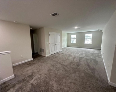 4937 Lotta Court - Photo Thumbnail 7