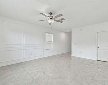 2139 Stellar Brilliance Way - Photo Thumbnail 19