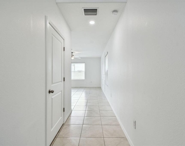 2139 Stellar Brilliance Way - Photo Thumbnail 10