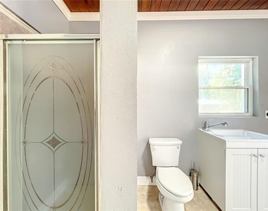 1006 E 11th Avenue - Photo Thumbnail 19