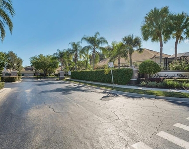 4713 Windsor Avenue - Photo Thumbnail 35