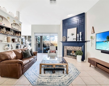 4713 Windsor Avenue - Photo Thumbnail 6