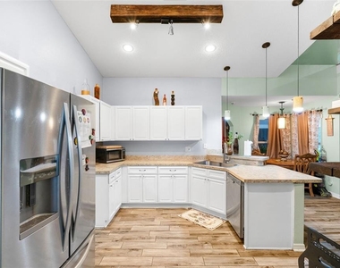 10312 Carlson Circle - Photo Thumbnail 18