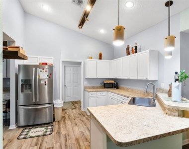 10312 Carlson Circle - Photo Thumbnail 17