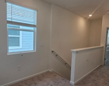 2557 Rider Rain Lane - Photo Thumbnail 21